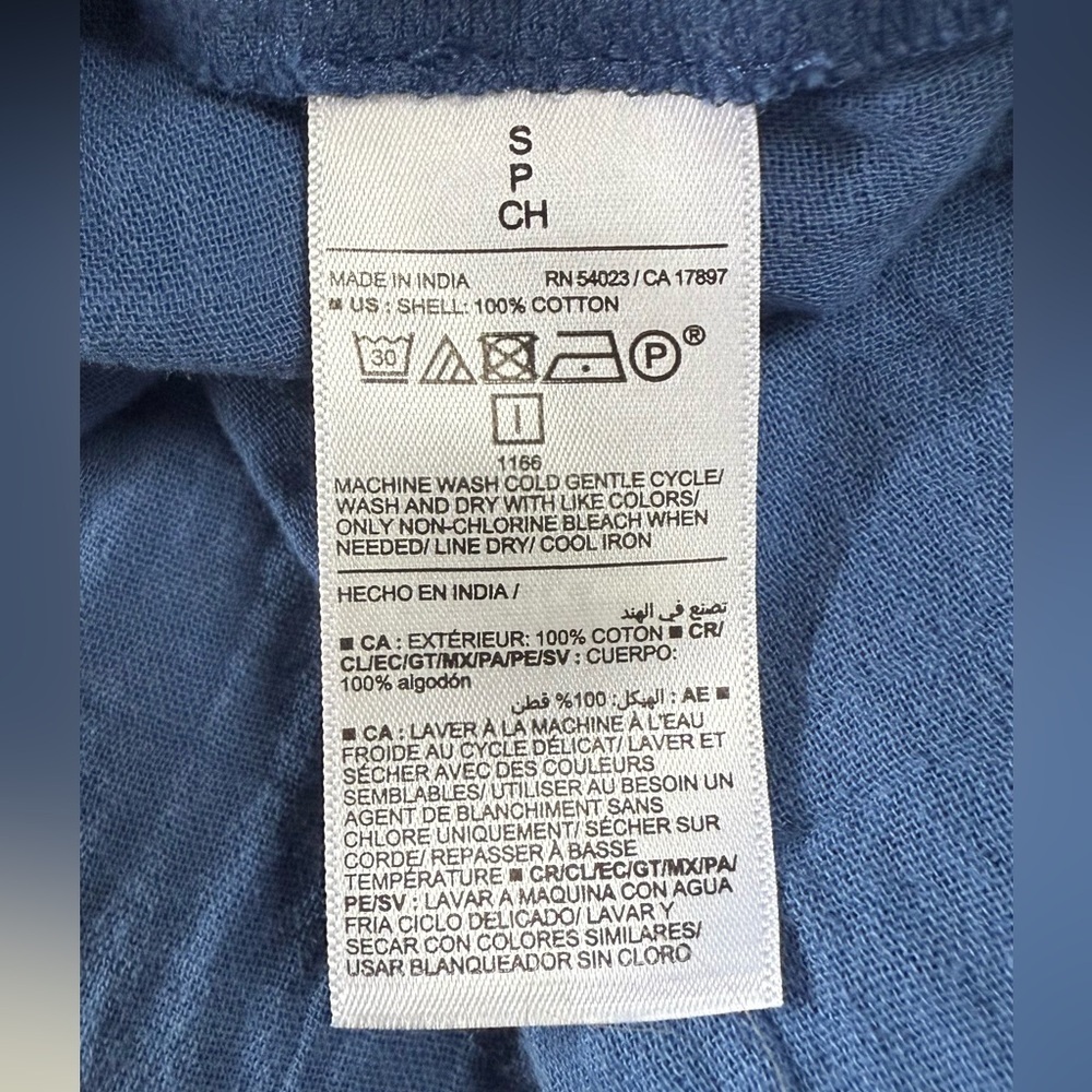 Old Navy Indigo Blue Fabric top woman - Picture 7 of 8
